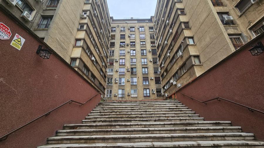 Apartament 4 camere zona P-ta Universitatii, Complet Renovat-Nemobilat - 20