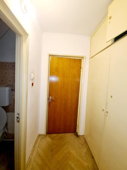 Drumul Taberei/parc,5 minute metrou - 2