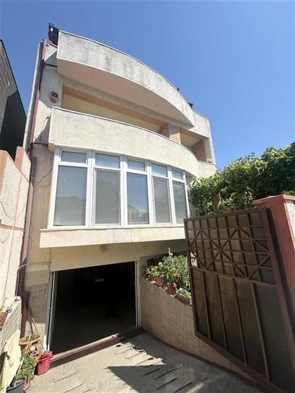 Casa la Cativa Pasi de Mare in Faleza Nord - Ideala Pentru Familii sau Investito - 1