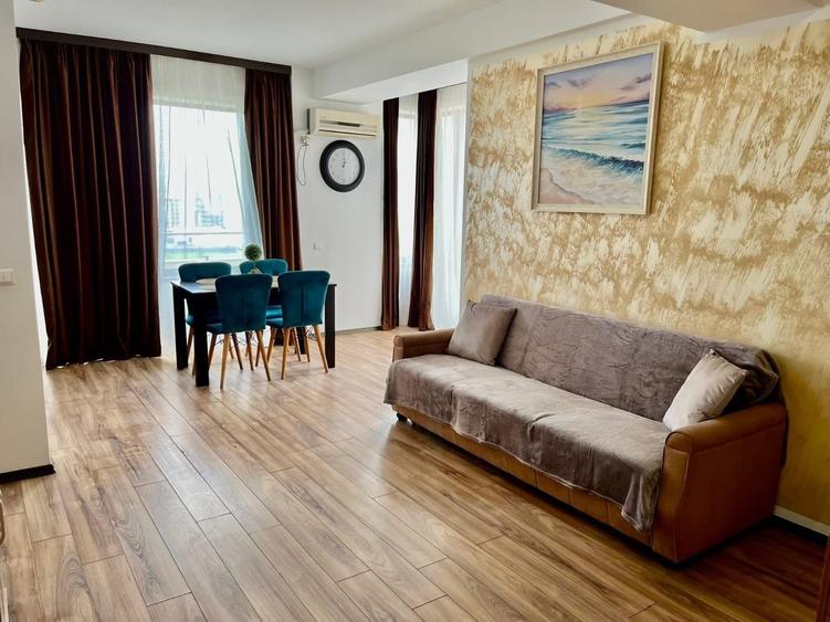 Penthouse spectaculos Mamaia Summerland - 2