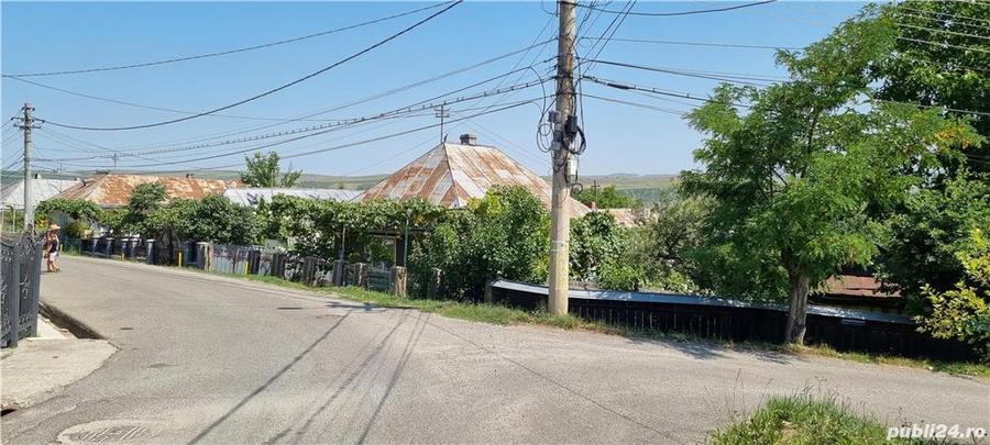 Casa de vanzare cu teren - 4