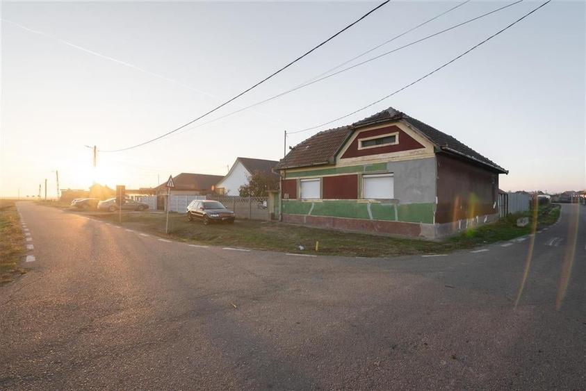 Casa cu teren in Cefa cu dublu front stradal - 30