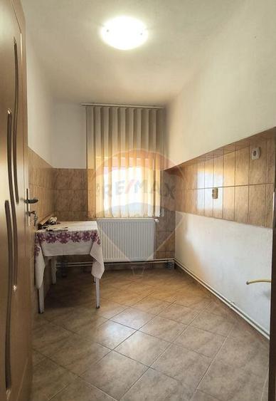 Apartament spa?ios intr-o cladire istorica, zona cent... - 9