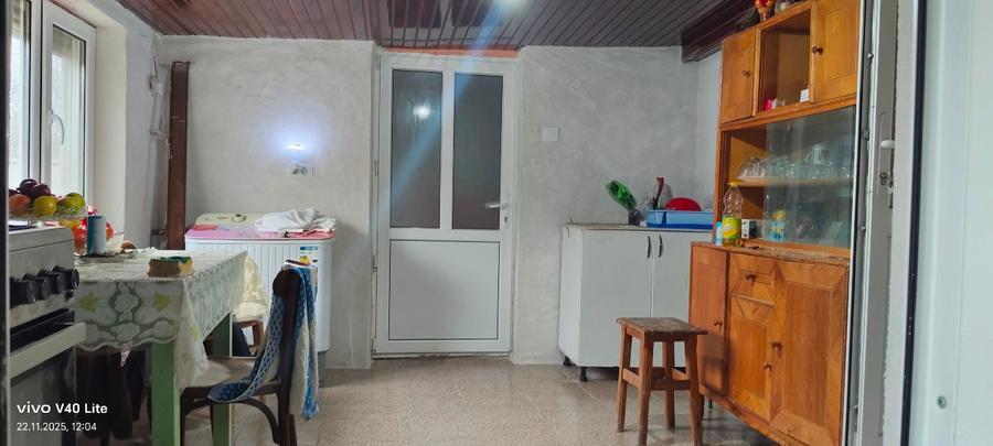 Casa de vanzare ,putin negociabil. - 13