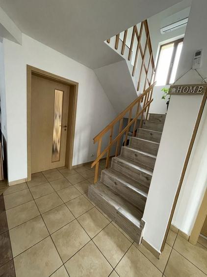 Vand casa cu etaj , in regim ( P+M) - 4