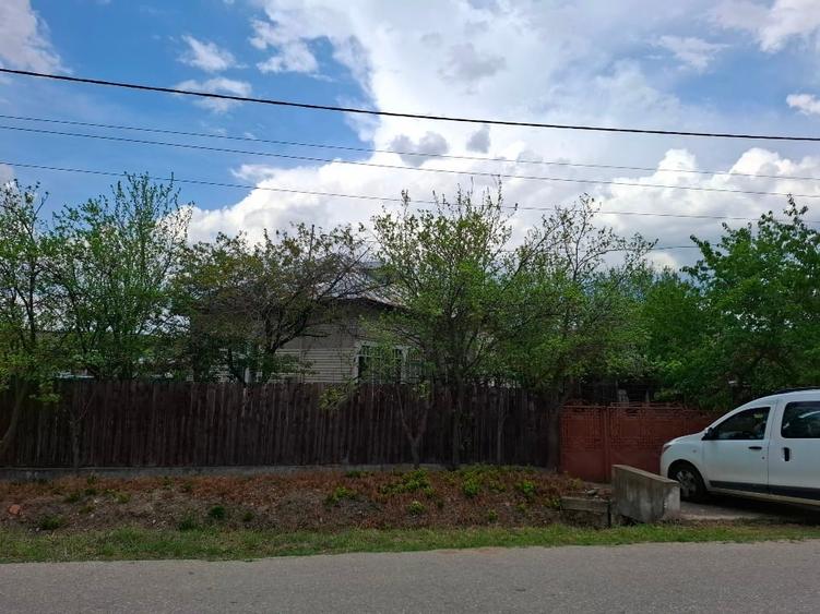 Casa la curte, Lalosu, Portaresti , jud.Valcea - 5