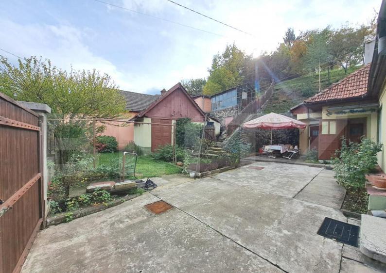 Casa in Sacele singur in curte, zona excelenta! - 16