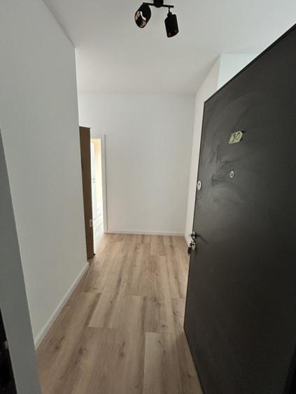 Apartament cu 3 camere, 55 mp, terasa 10 mp Eroilor - 7