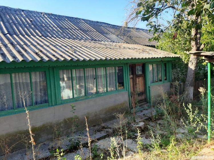 Casa cu teren intravilan Enisala 3590 mp - 2