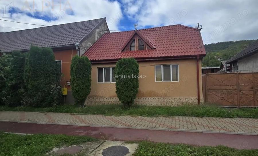 De vanzare casa in Viisoara, stradal teren generos 1265 mp