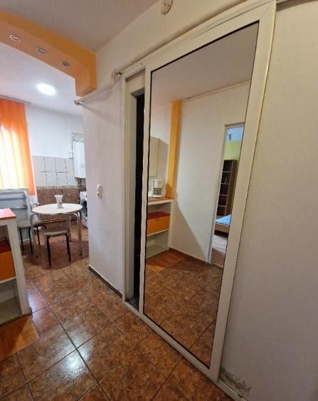 Proprietar, inchiriez apartament cu o camera - 4