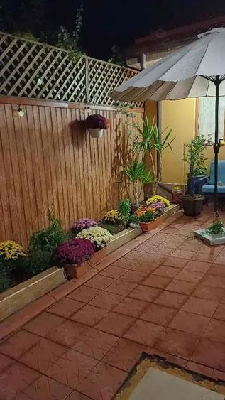 Balcon sau curte? Casa. - 9