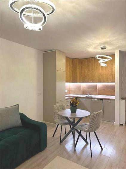 Apartament cu 2 camere semidecomandat, mobilat în Băneasa