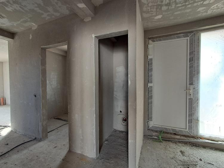 Casa cuplata prin garaj 23 mp, sup. totala 147 mp P+E in Chinteni - 7