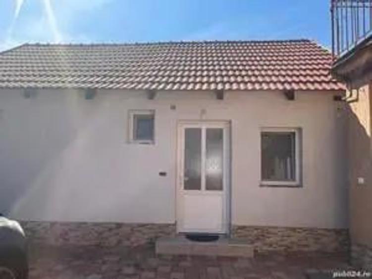 Vand Casa ?i Anexa separate, proaspat renovate modern in Iosia - 3