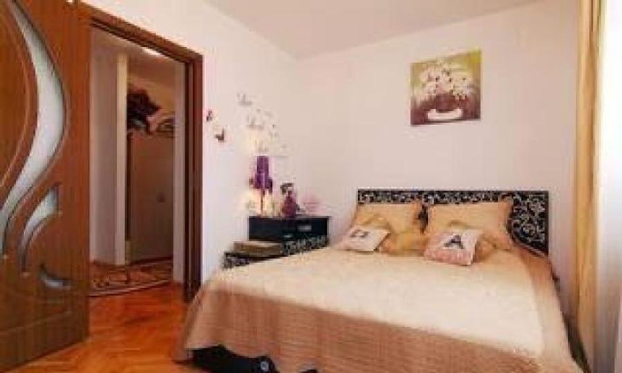 APARTAMENT 3 CAMERE LUJERULUI - 3