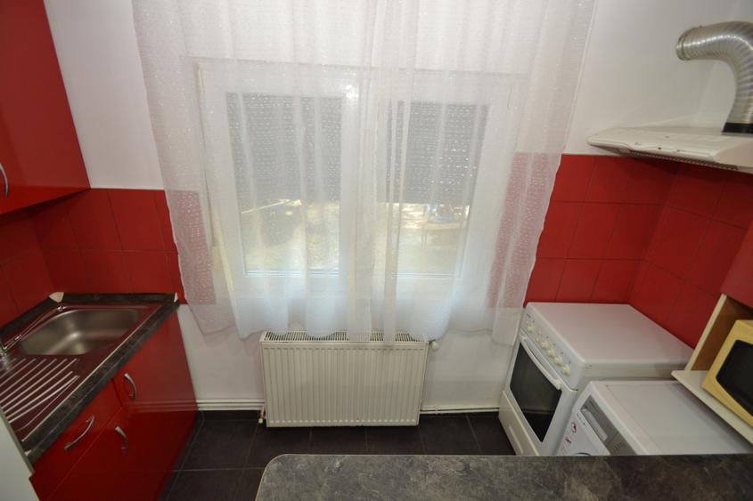 garsoniera, zona Lipovei, cu centrala, la parter - 5