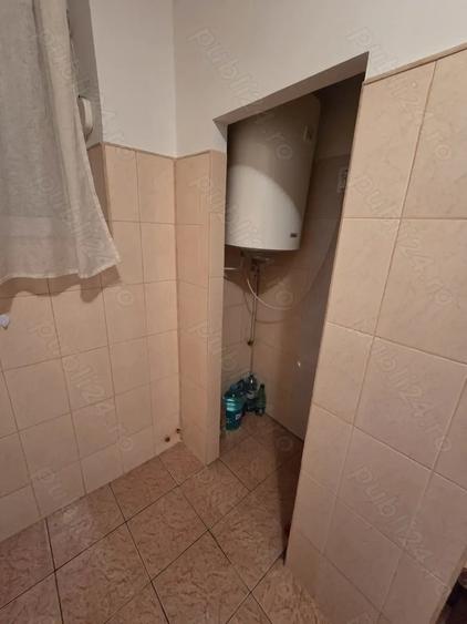 Vand apartament 2 camere - demisol - str. Pacii - 7