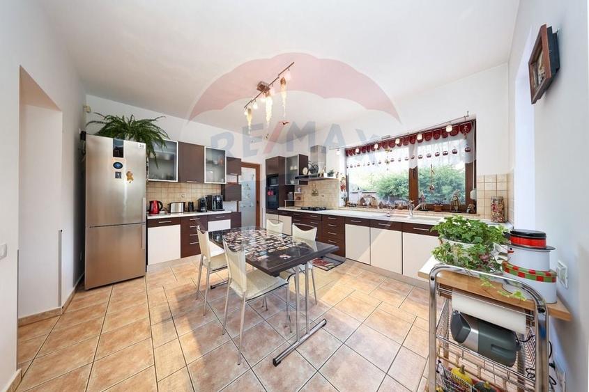 Casa superba -  teren 800mp - 5