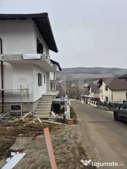 Vila superba de vanzare in cartierul Rasaritului Sancraiu de - 5