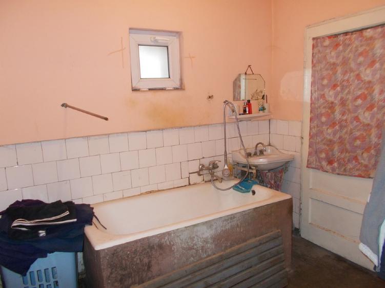 Casa, Utvin, caramida, fundatie beton 3 cam, 400 sau 1500mp teren - 6