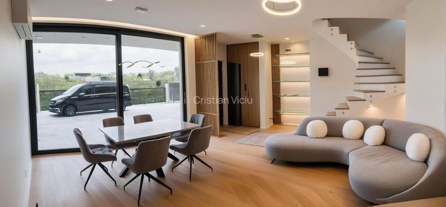 Vilă de lux în zona Pipera, Rond OMV