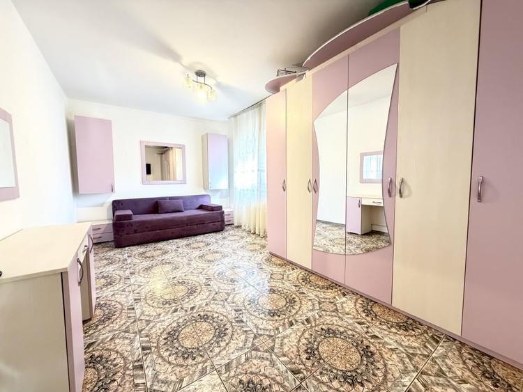 Apartament decomandat 2 camere, 47 mp utili - zona Aradului - 1