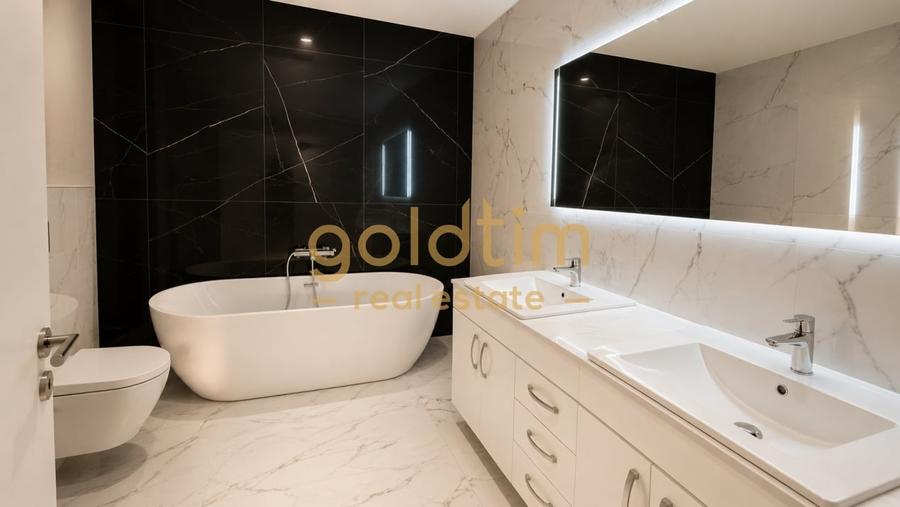 Apartament cu 4 camere decomandat, mobilat în Iancu Nicolae