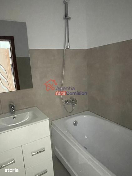 Apartament cu 4 camere decomandat în Păcurari