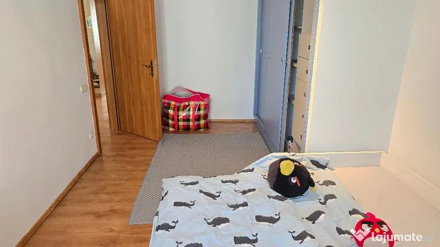 Apartament cu 3 camere decomandat în Dorobanți