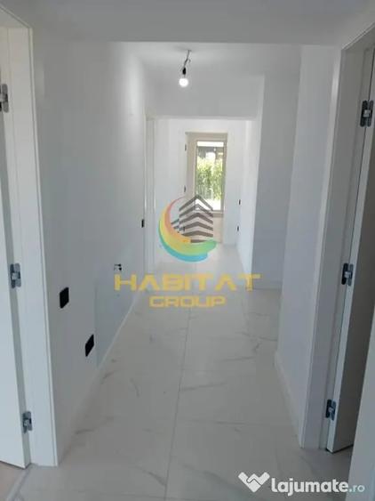 Apartament cu 4 camere decomandat în Titan