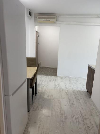 Apartament cu 2 camere decomandat în Buziașului