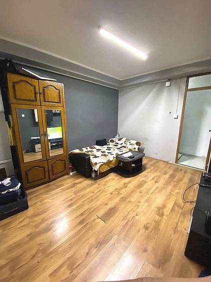 Apartament 4 camere +spațiu comercial - 1