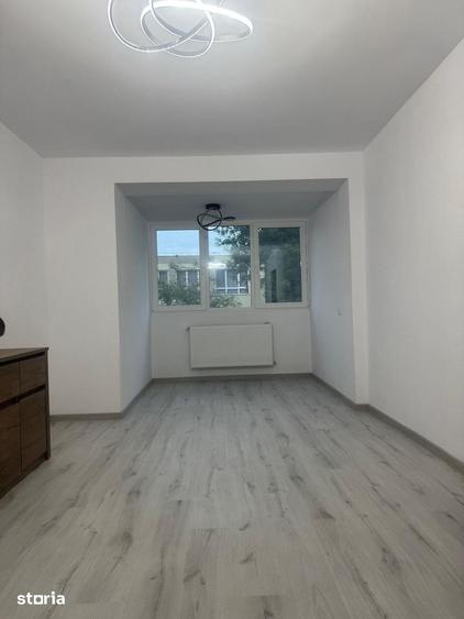 Apartament cu 2 camere semidecomandat în Ferentari