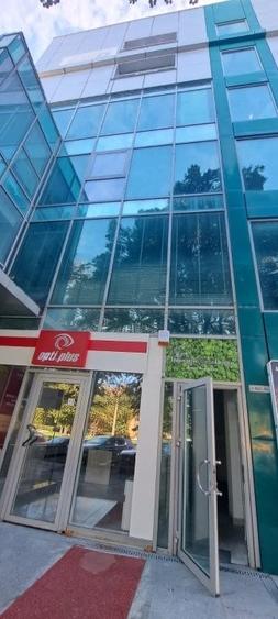 Spațiu comercial, de 842 mp, în Țiglina 1