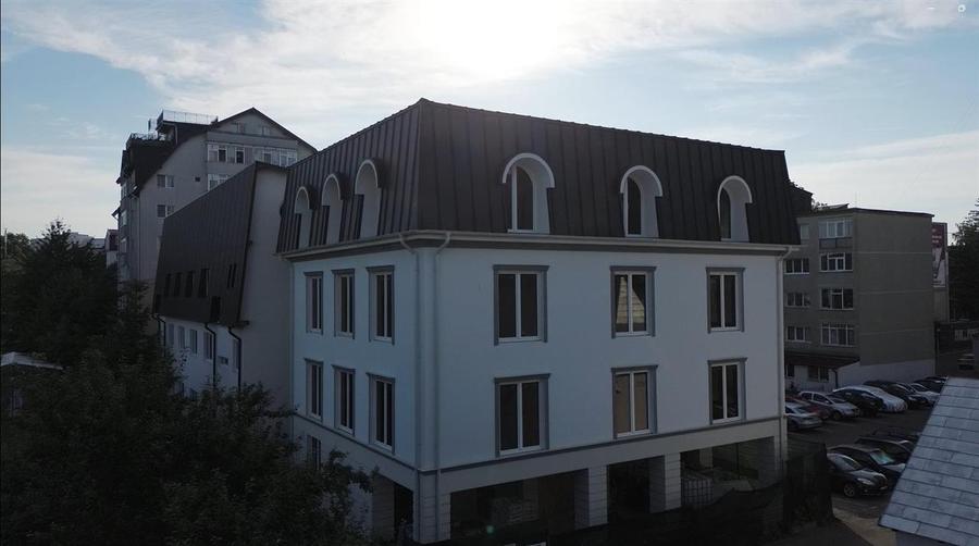 Birou, de 569 mp, în George Enescu