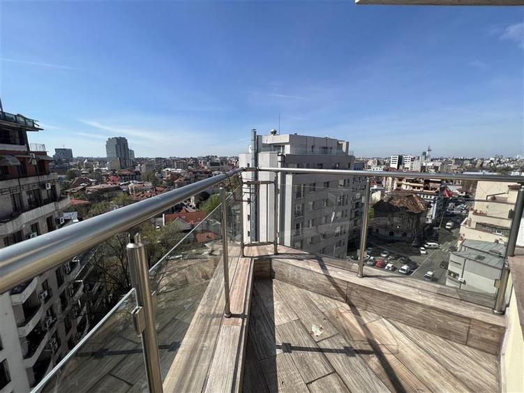 Oferta inchiriere penthouse zona Armeneasca / Strada Toamnei - 11
