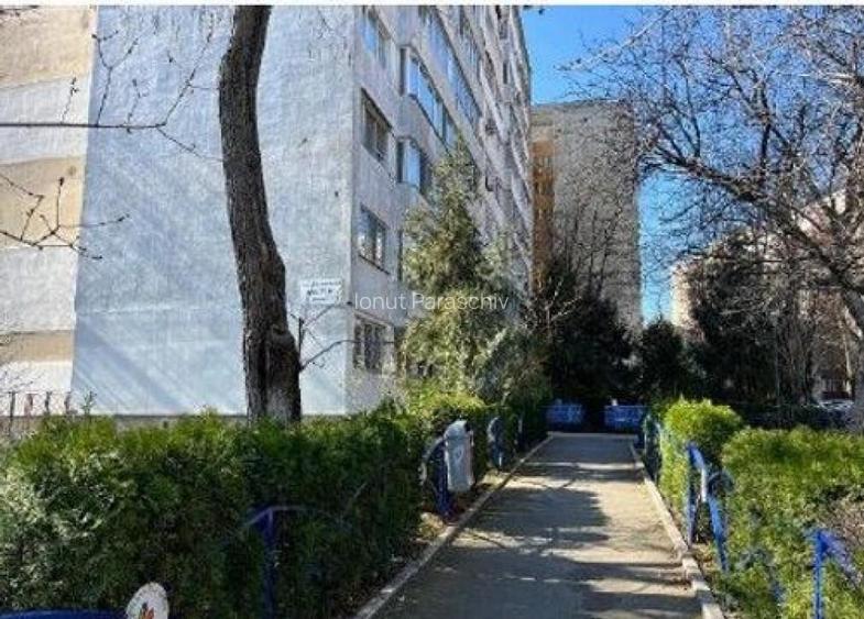 Apartament Cota parte 1/4 Bucuresti, ID: R2550613