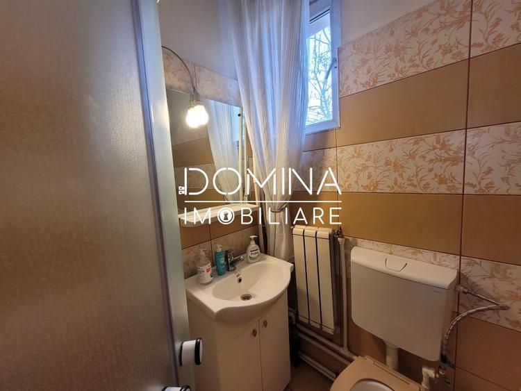 Vanzare casa situata in Targu Jiu, strada Jiului - zona Pietei Centrale - 6