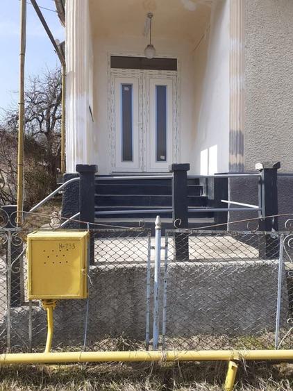 Casa de vanzare , - 2