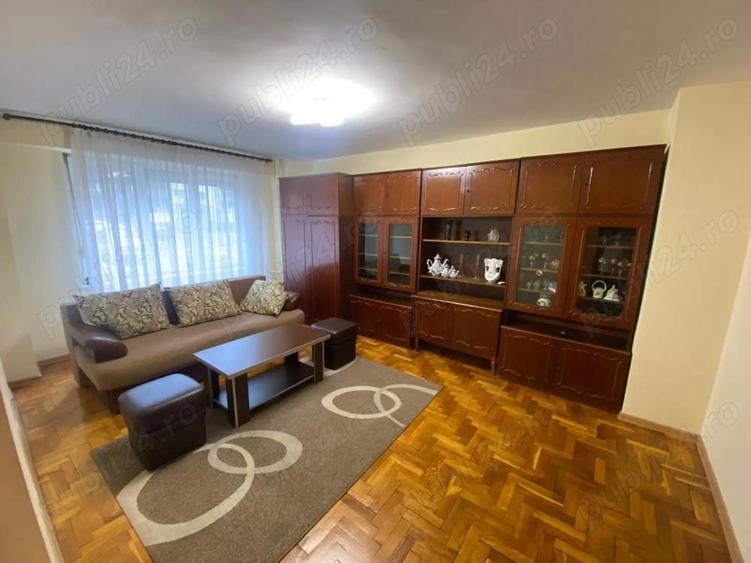 Apartament cu 3 camere, tip D, zona Decebal - 5
