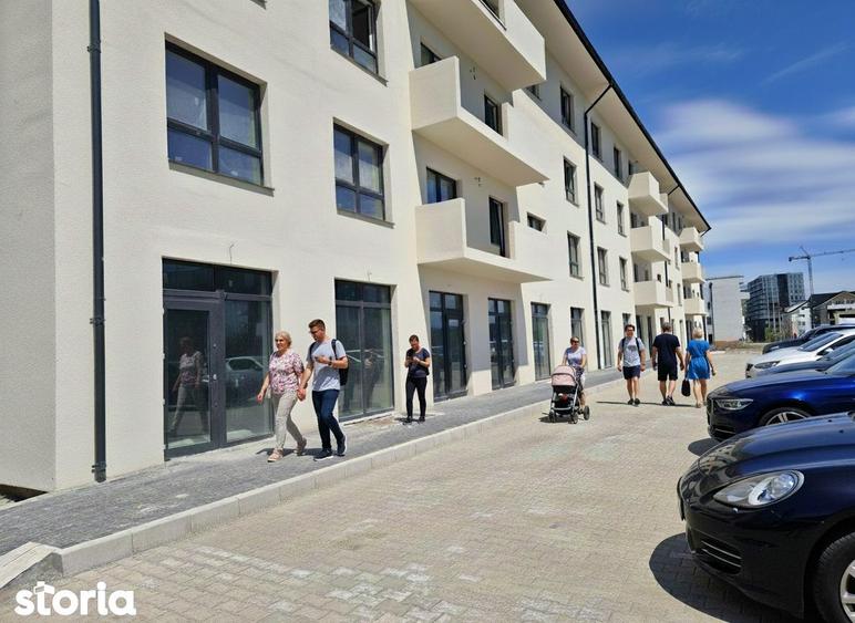 Spatiu Comercial cu Vitrine, Open Space, 100 mp - 5