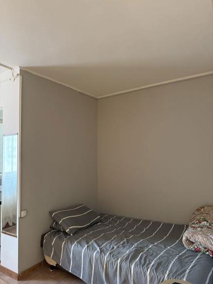 Garosoniera de vanzare-Metrou 1 Decembrie 1918(piata Trapezului) - 2