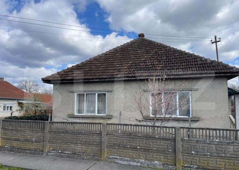 Casa cu 2 camere, 91 mp, teren 3.400 mp, zona comuna Apa - 4