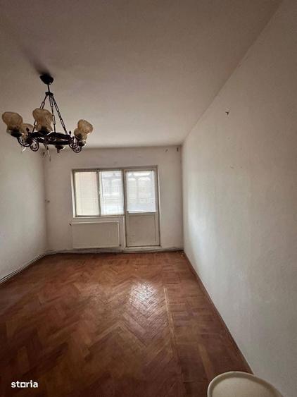 De vanzare apartament cu 3 camere,2 bai ?i balcon, in Pietonal 52.000e - 6
