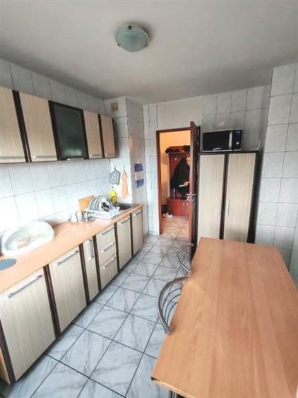 Vanzare - 3 camere decomandat -  13 Septembrie - Drumul Sarii  - STB - 169900E ! - 8