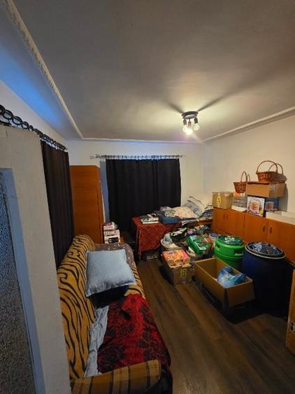 CASĂ CU TEREN  DE VÂNZARE ÎNTRO ZONĂ FRUMOASĂ SI LINISTITĂ - 7
