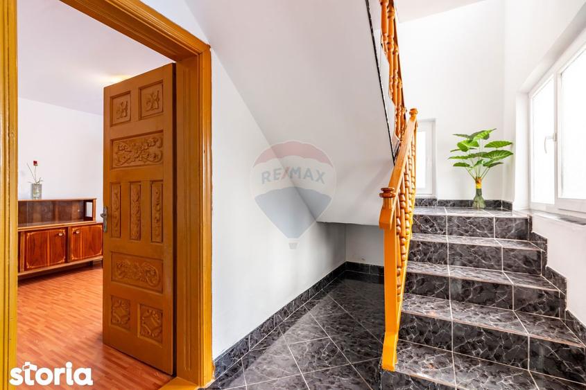 Casa / Vila de vanzare Picior de Munte, Dambovita - 4