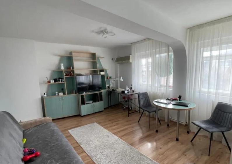 Apartament 2 camere, situat in zona Casa de Cultura - 2