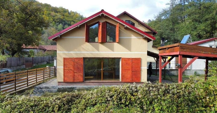 CABANA DE LA MUNTE, UN LOC FERMECATOR - 2